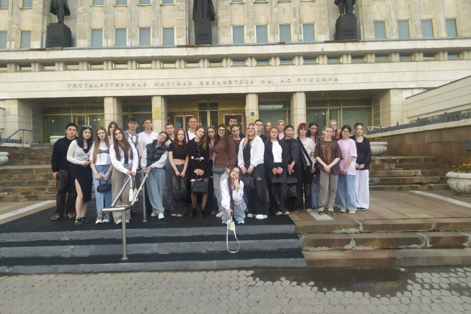 «Династия: искусство как семейная традиция»: в Омске открылся культурно-просветительский проект библиотеки им.Пушкина «Диалоги о культуре»